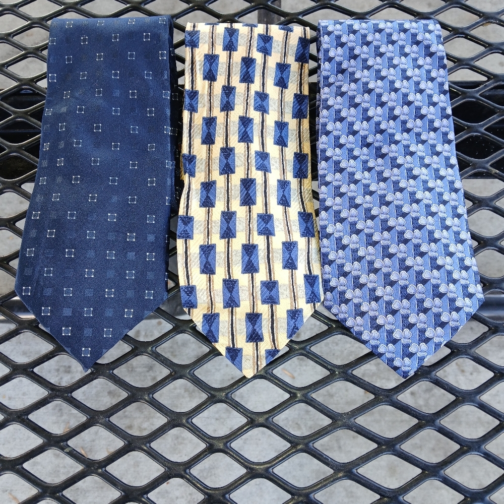 Stylish Navy and Gold Tie Collection (3 Ties)